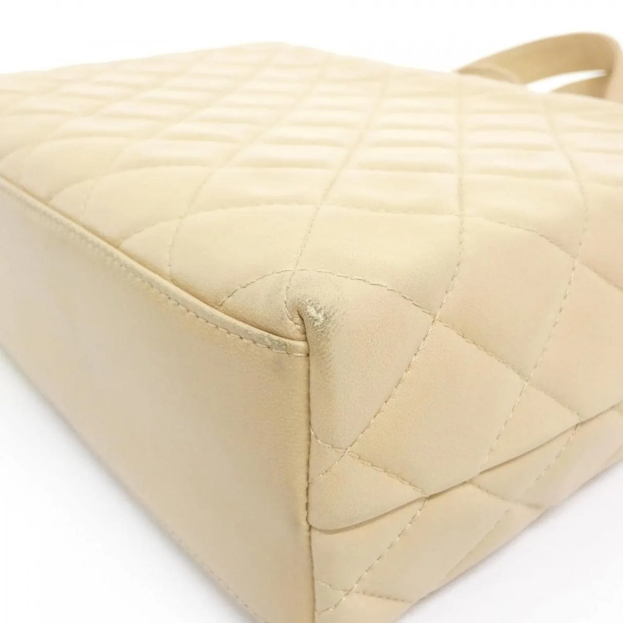 CHANEL Shoulder Lambskin 3