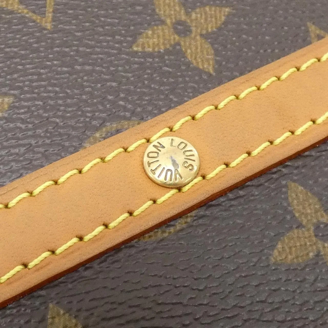 LOUIS VUITTON Soft Trunk M68494 肩背包 Monogram 4