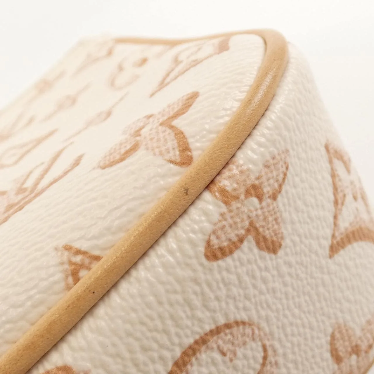 LOUIS VUITTON Pochette M20920 肩背包 帆布 4
