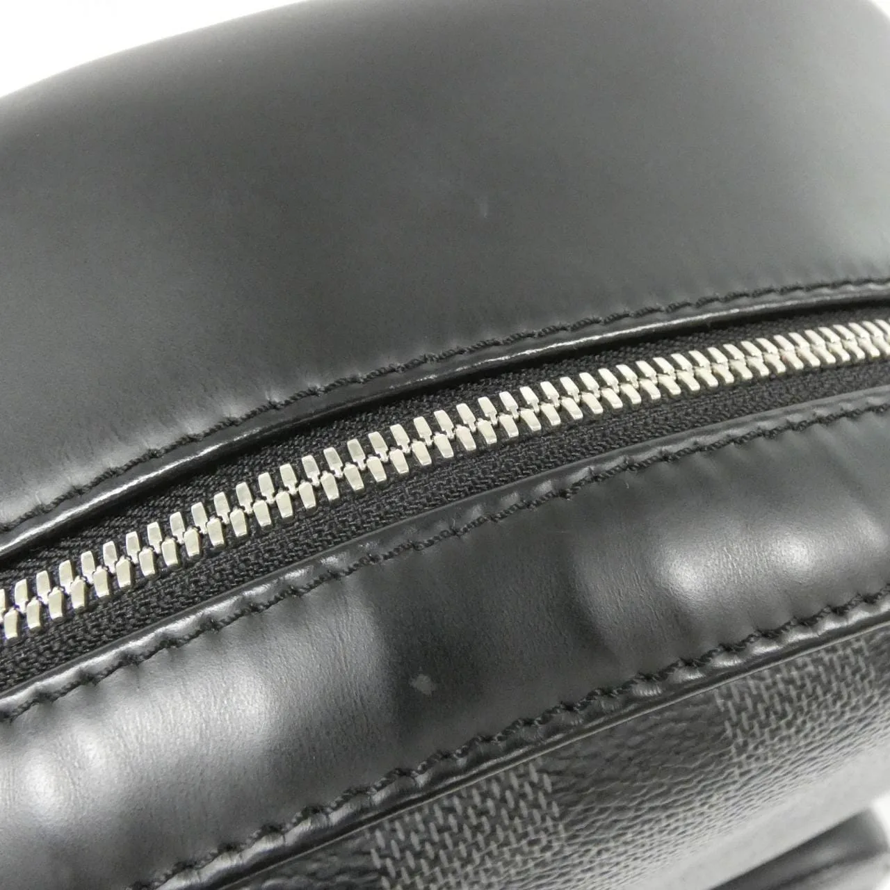 LOUIS VUITTON N41473 背包 Damier 4