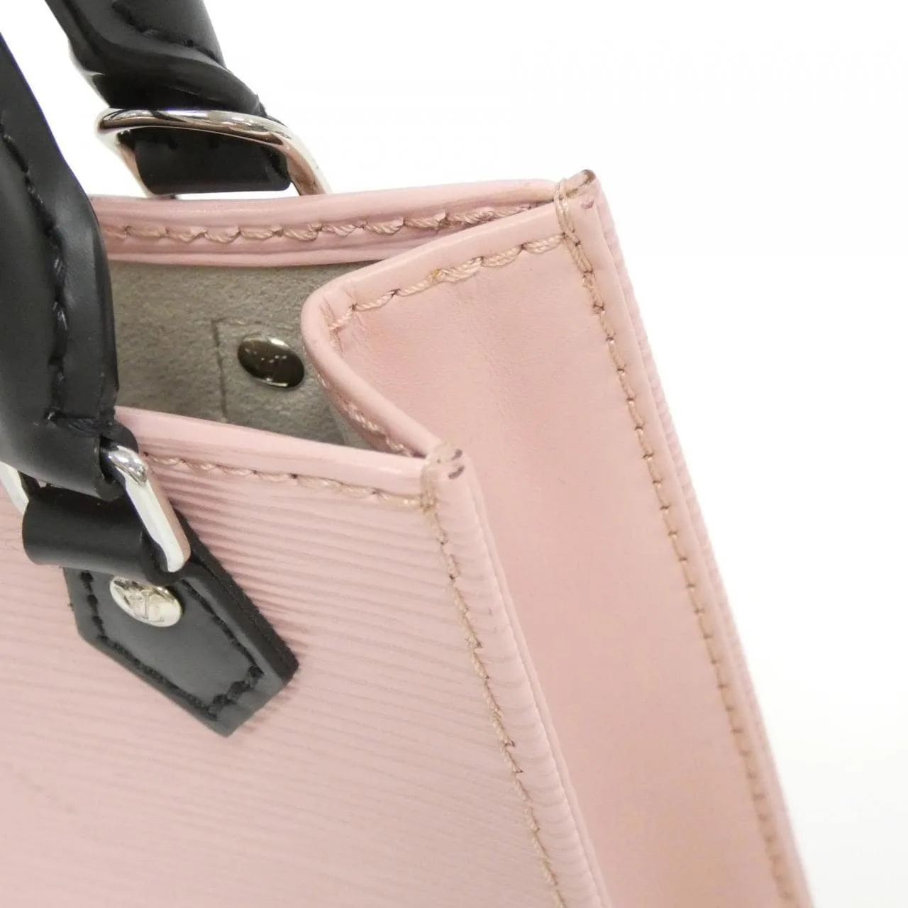 LOUIS VUITTON M69575 Shoulder Epi 5