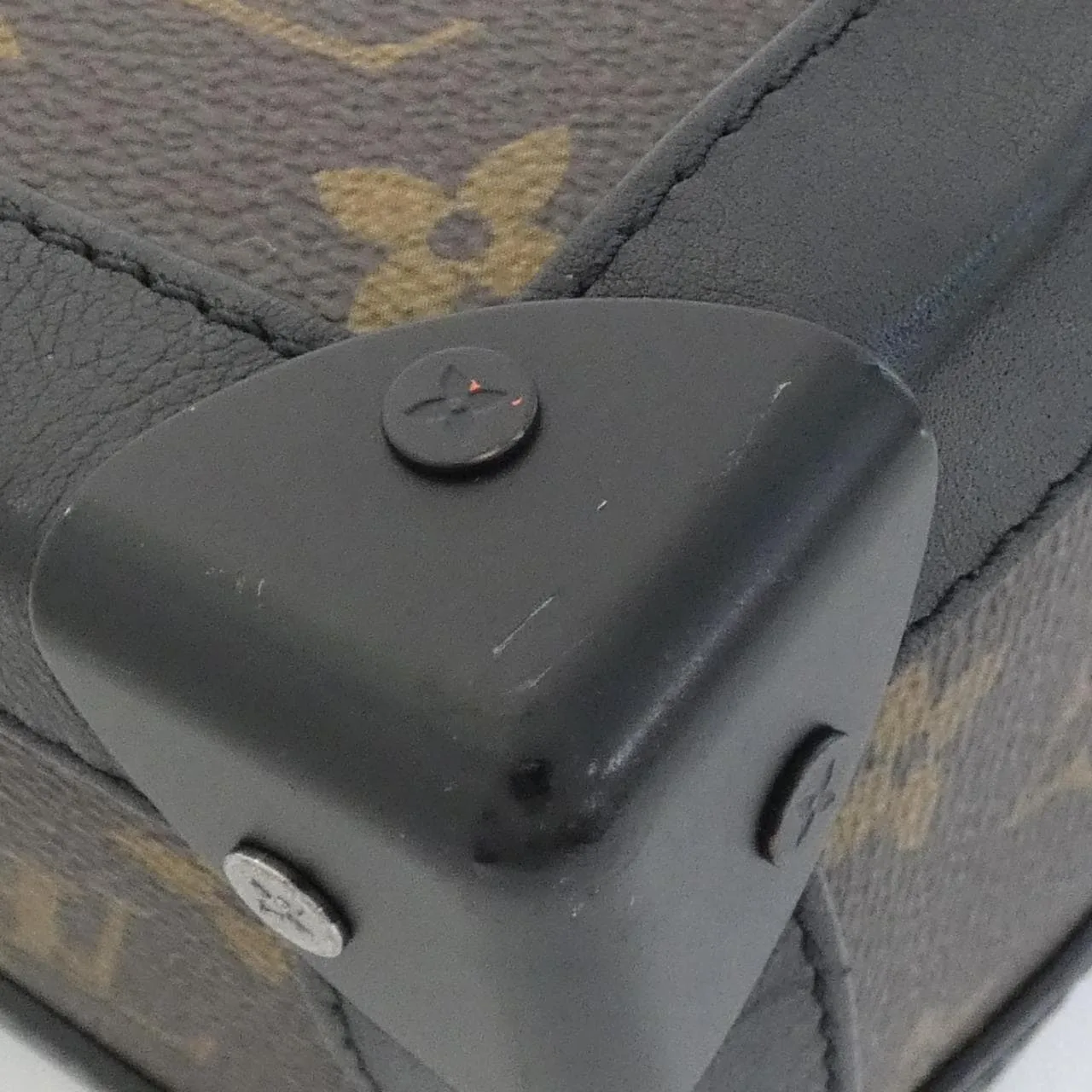 LOUIS VUITTON Soft Trunk M44478 肩背包 Monogram 2
