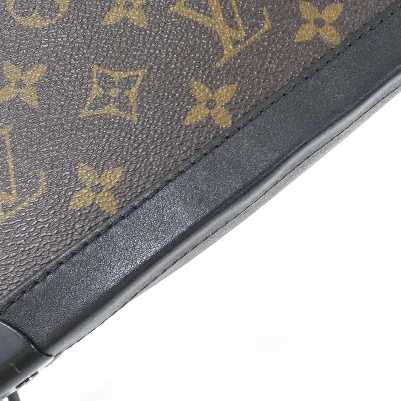 LOUIS VUITTON Soft Trunk M44478 肩背包 Monogram 4