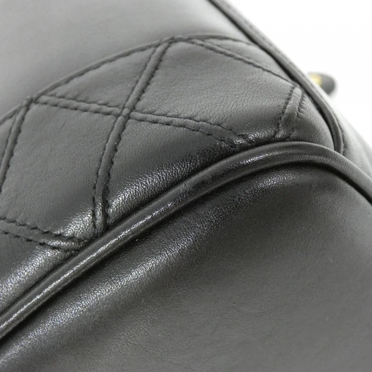 CHANEL 01619 Handbag Lambskin 3