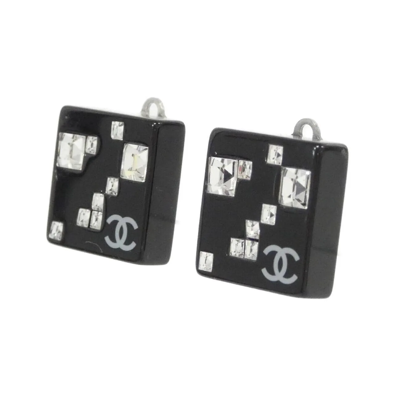 CHANEL Accessories 2
