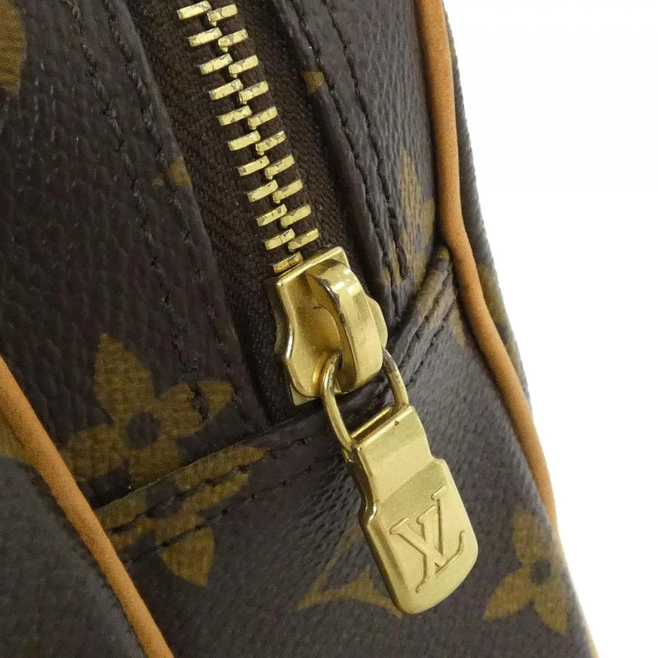 LOUIS VUITTON Nile M45244 Shoulder Monogram 4
