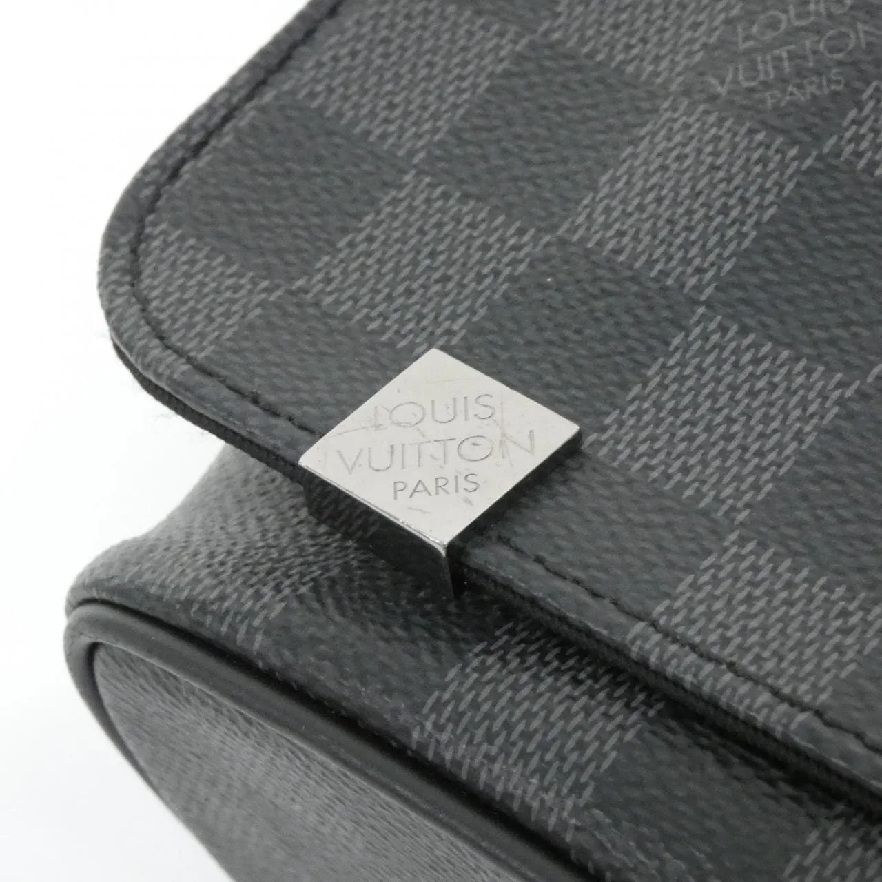 LOUIS VUITTON District N41028 肩背包 Damier 4