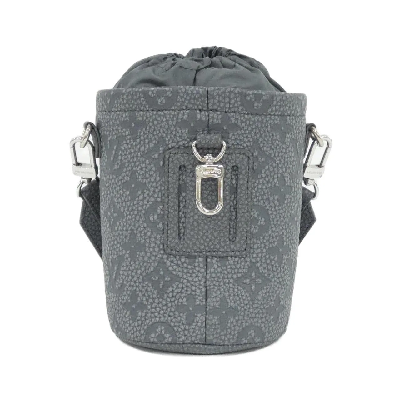 LOUIS VUITTON M81572 Pouch 2