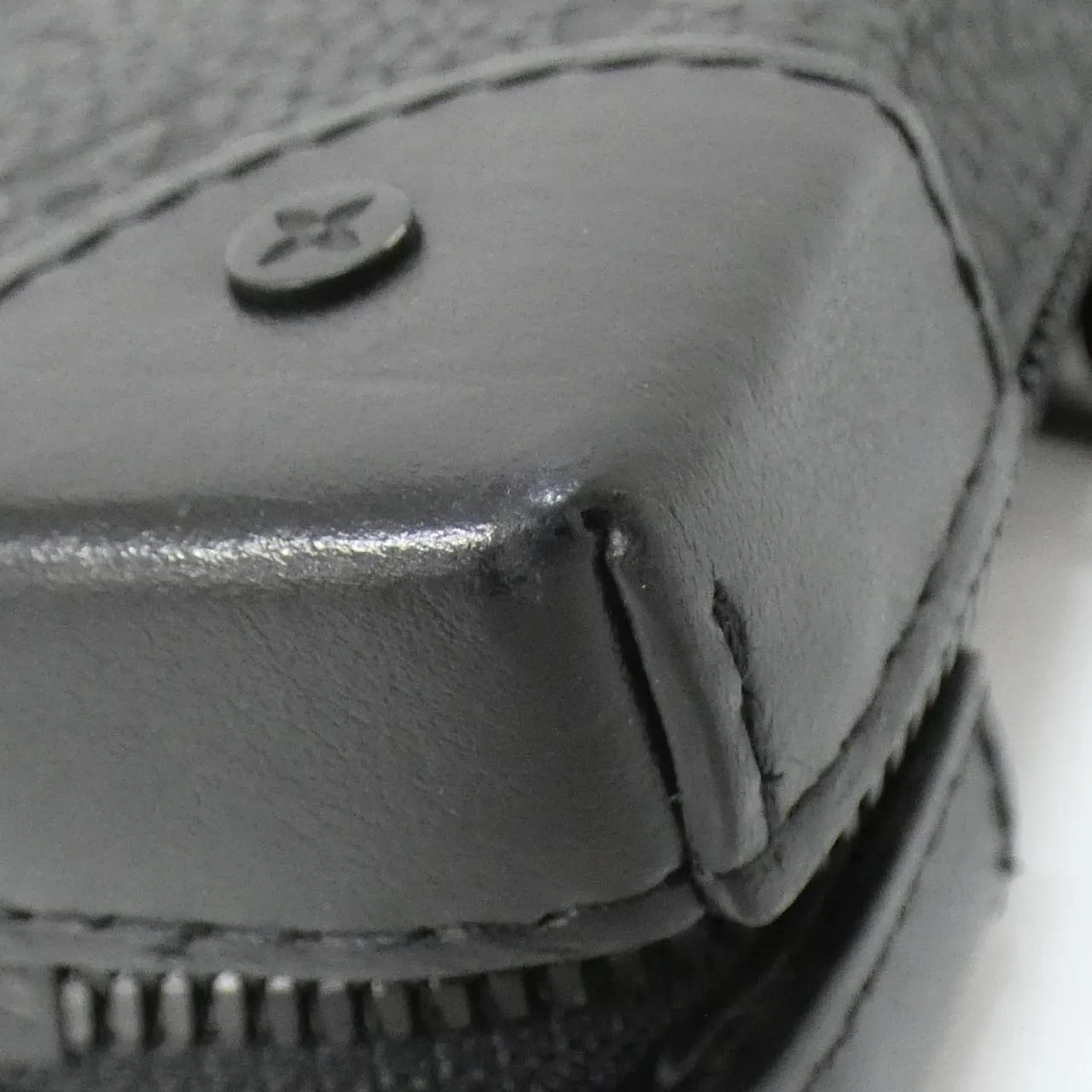 LOUIS VUITTON Soft Trunk M80224 Shoulder Monogram 2