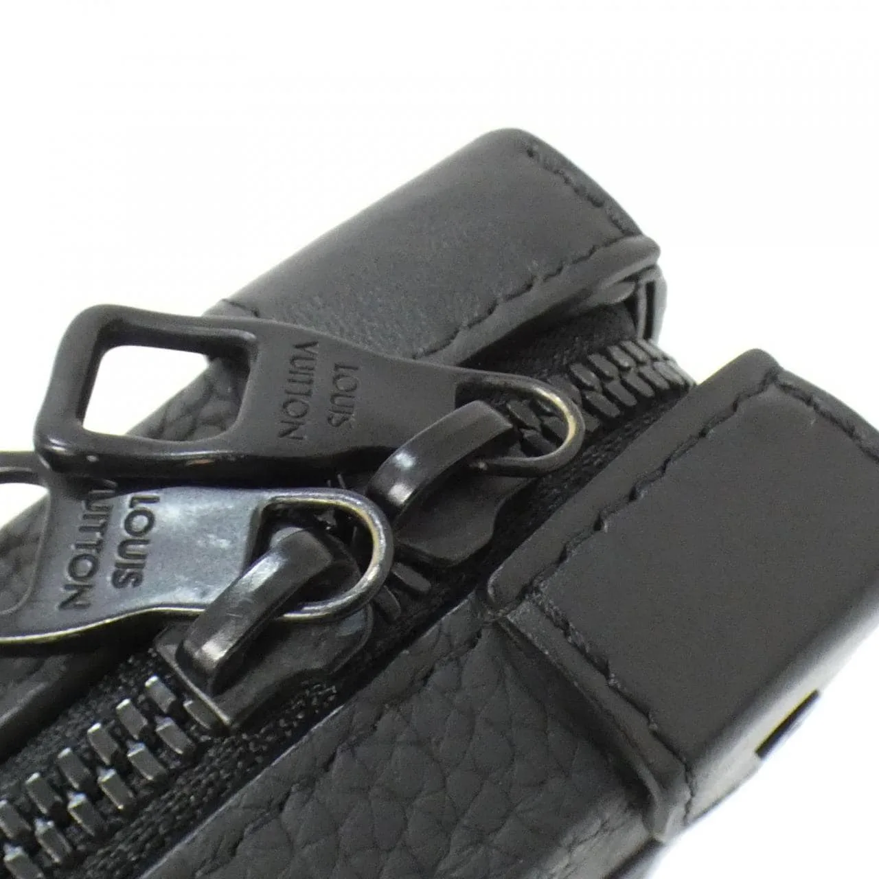 LOUIS VUITTON Soft Trunk M80224 Shoulder Monogram 3