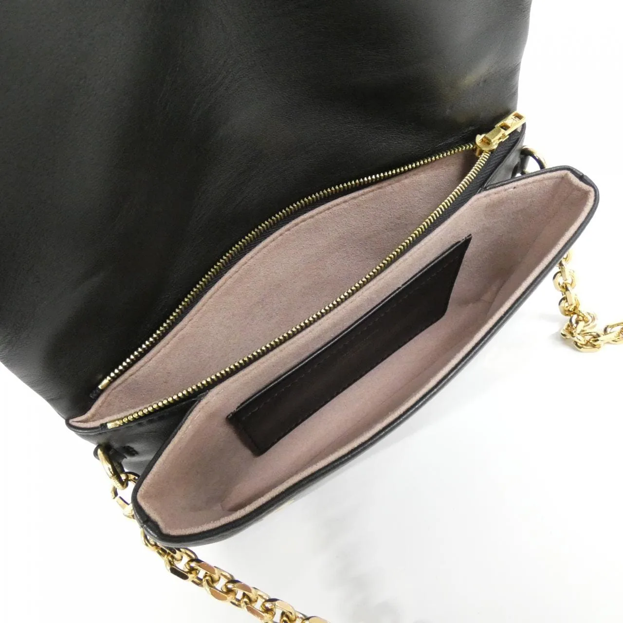 LOUIS VUITTON Pochette M80742 Shoulder Lambskin 5