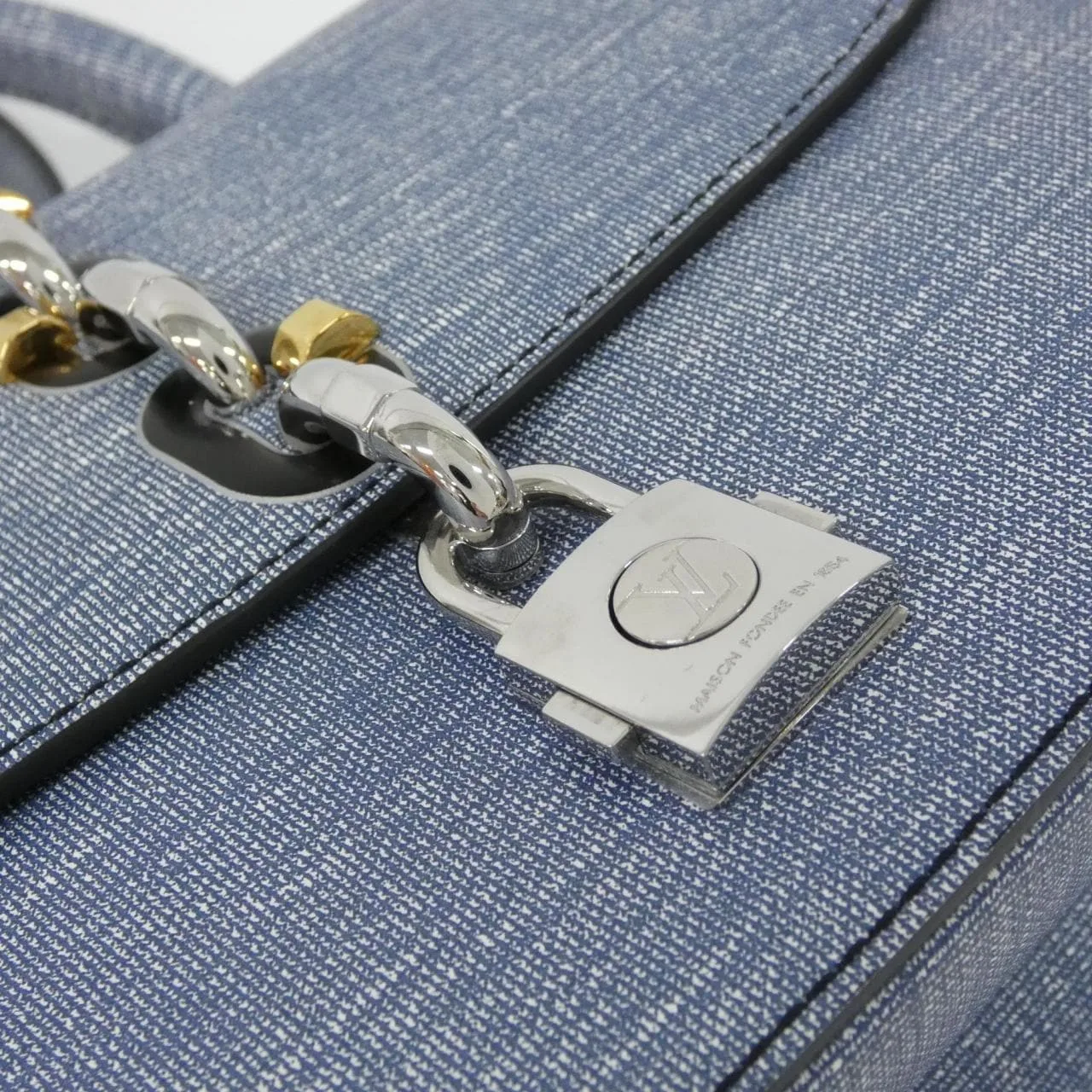LOUIS VUITTON M54606 手提包 Epi 4