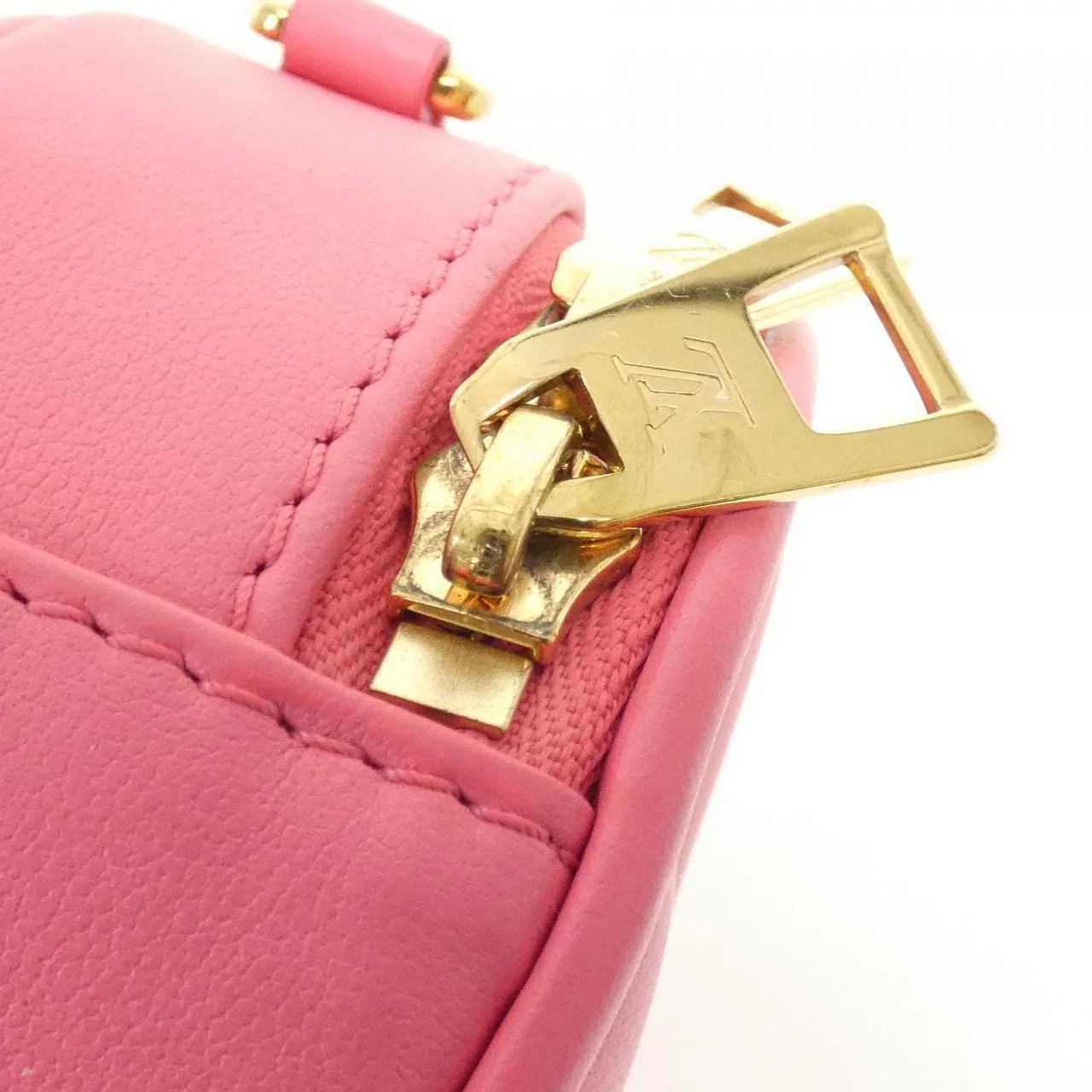 LOUIS VUITTON M81893 肩背包 羊皮 4