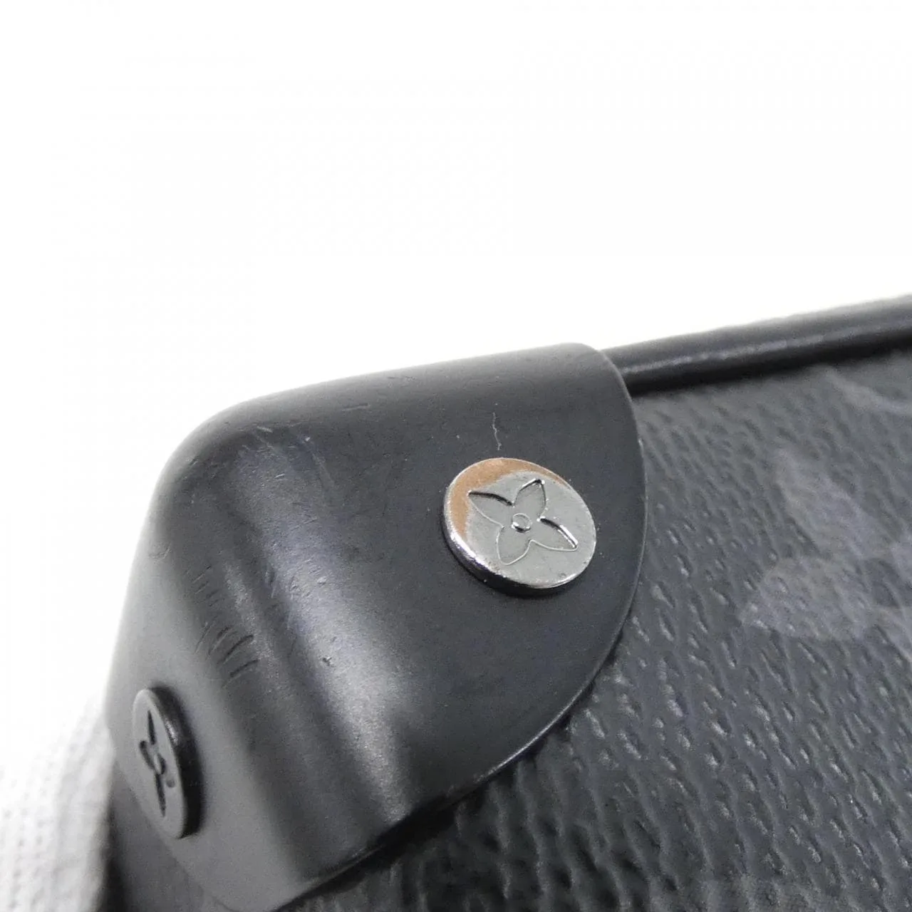 LOUIS VUITTON Soft Trunk M44735 Shoulder Monogram 3