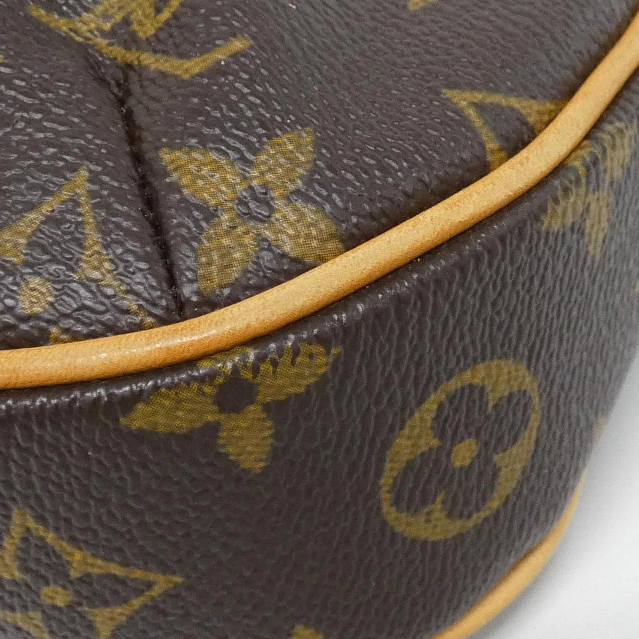 LOUIS VUITTON Odéon M56389 Shoulder Monogram 3