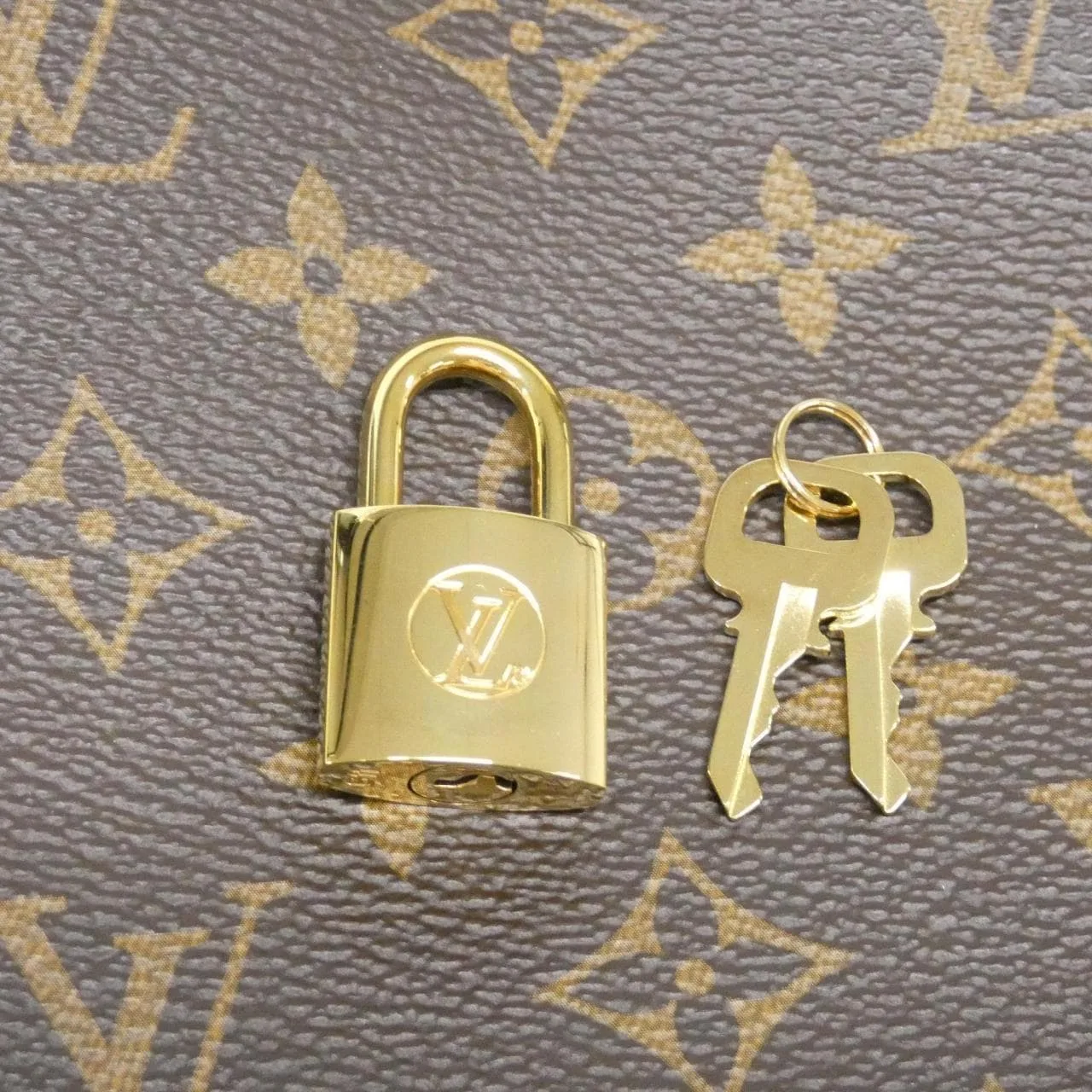 LOUIS VUITTON M45647 Shoulder Monogram 5