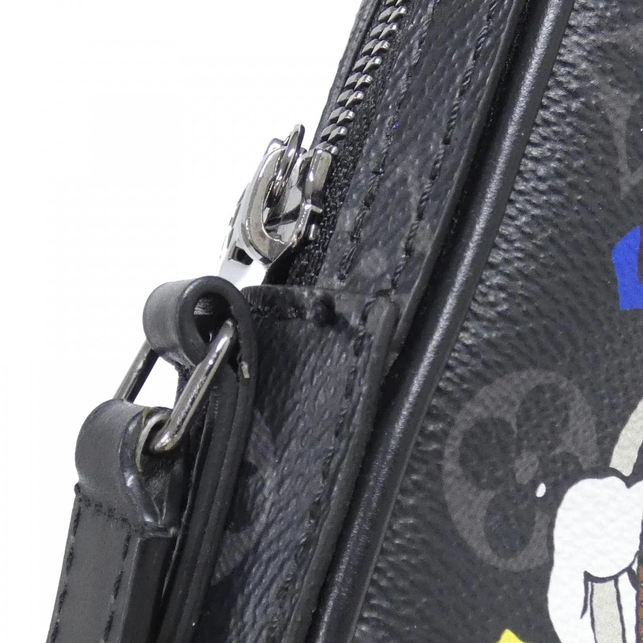 LOUIS VUITTON Eclipse M45928 Shoulder Monogram 5