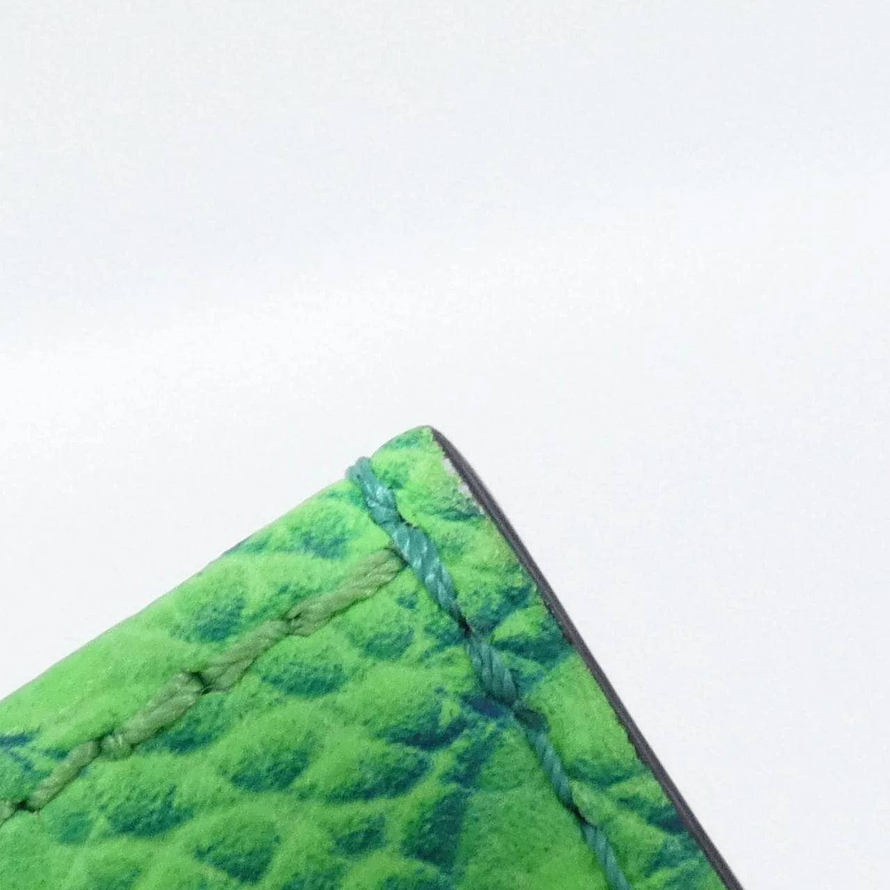 LOUIS VUITTON M81221 肩背包 4