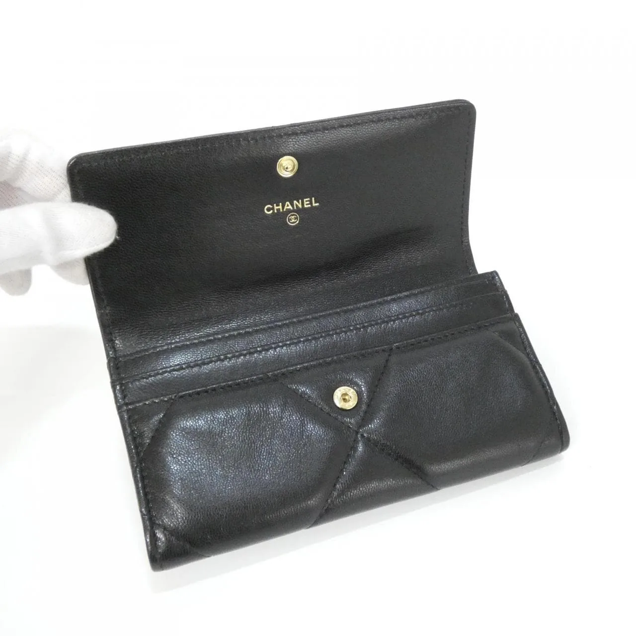 CHANEL Chanel 19 AP0953 銀包 羊皮 4