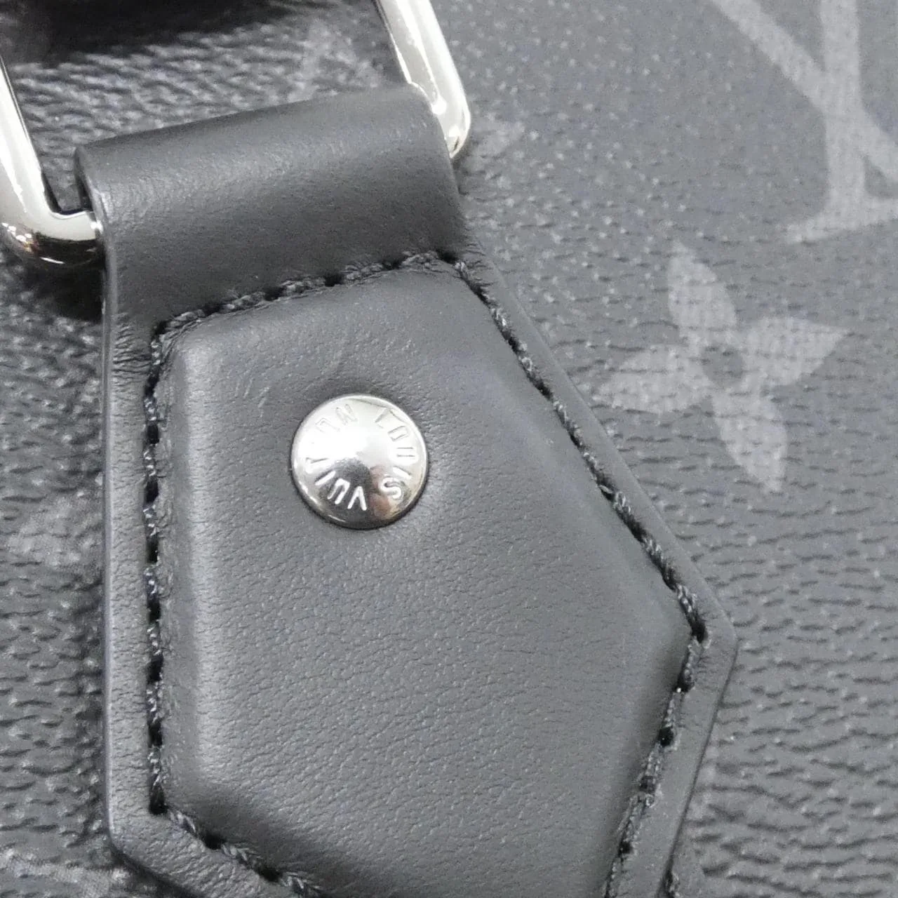 LOUIS VUITTON Eclipse M46456 Handbag Monogram 3