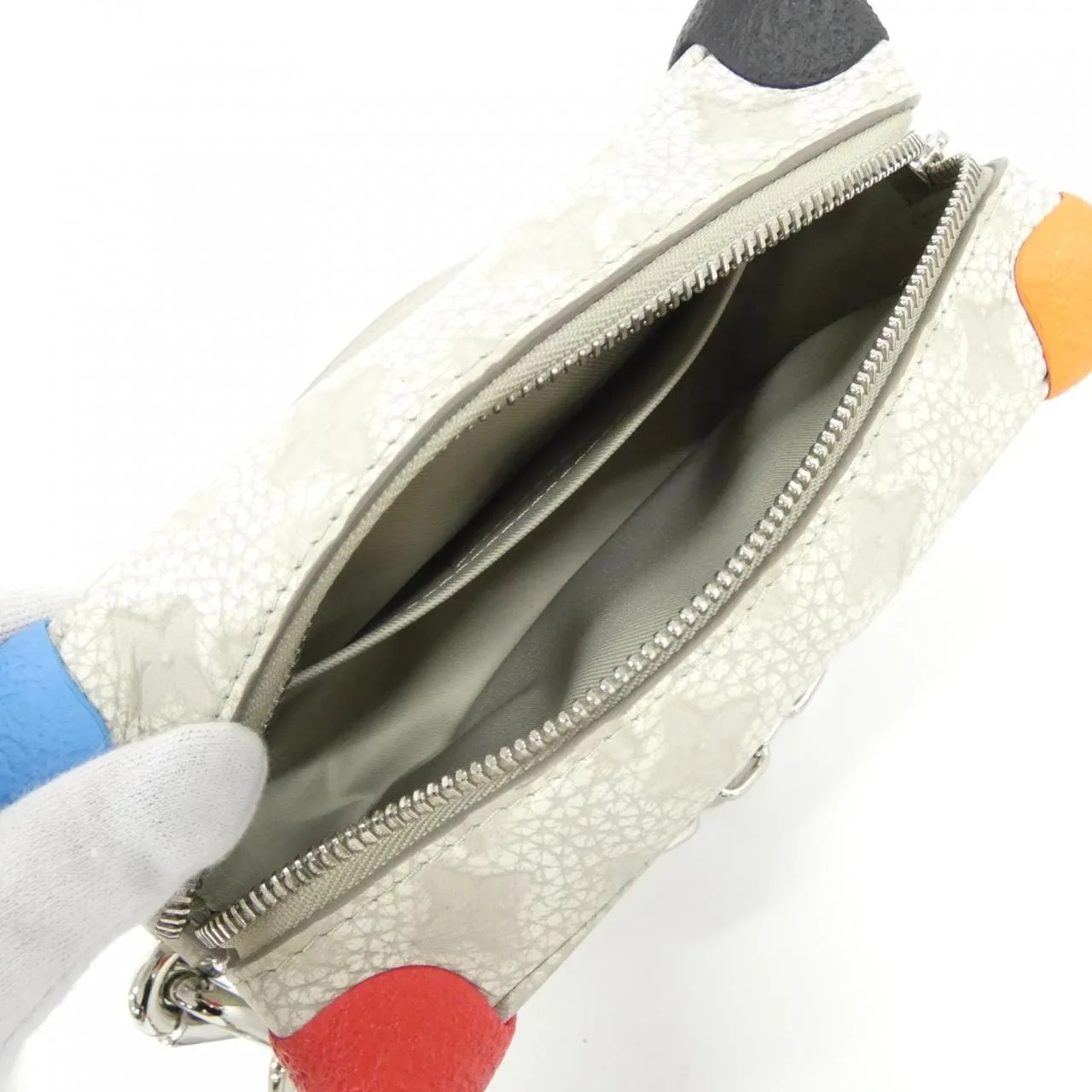 LOUIS VUITTON Soft Trunk M81606 Shoulder 5