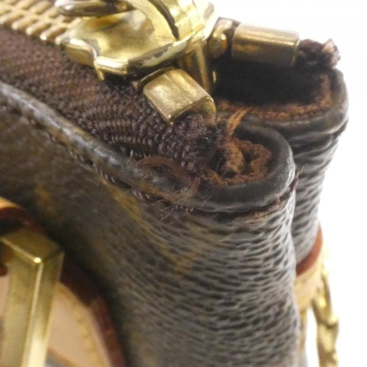 LOUIS VUITTON Pochette M40044 肩背包 Monogram 黑色 Monogram 中古品B - 縮圖 5