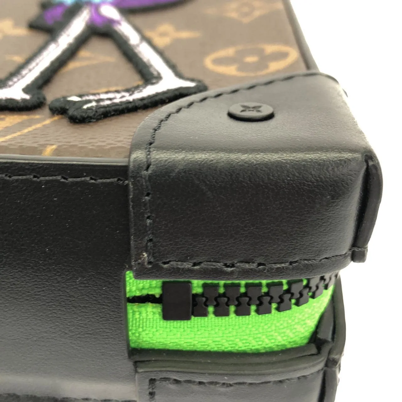 LOUIS VUITTON Soft Trunk M80144 肩背包 Monogram 黑色 Monogram 中古品A - 縮圖 3