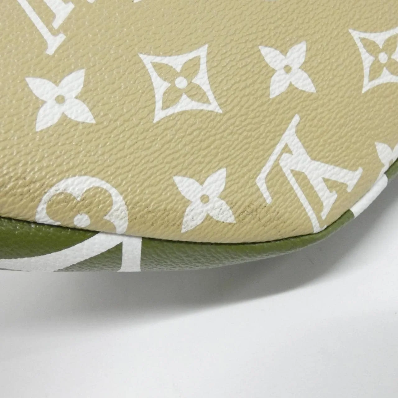 LOUIS VUITTON Bum Bag M44611 肩背包 Monogram 3