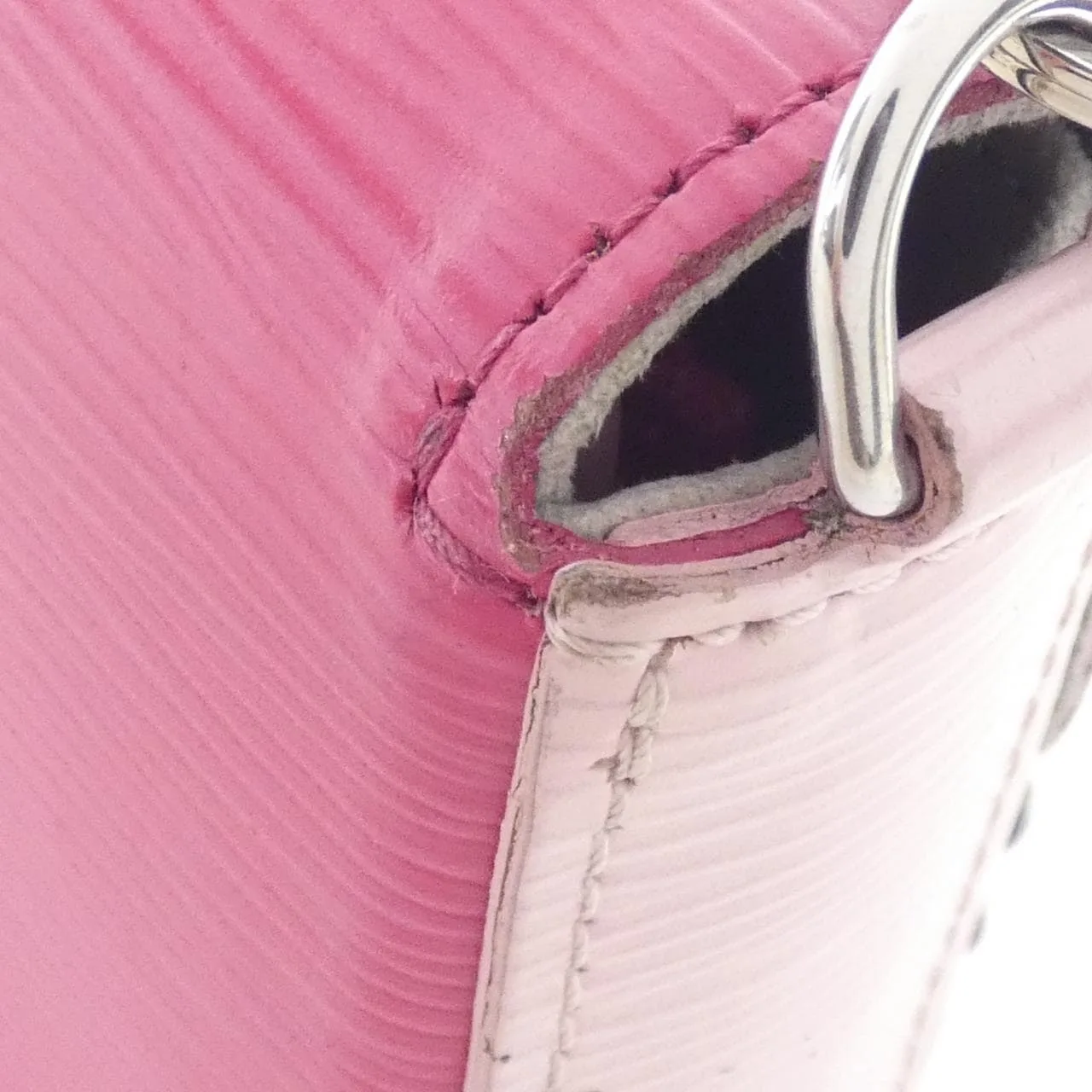 LOUIS VUITTON Pochette M61754 Shoulder Epi 5