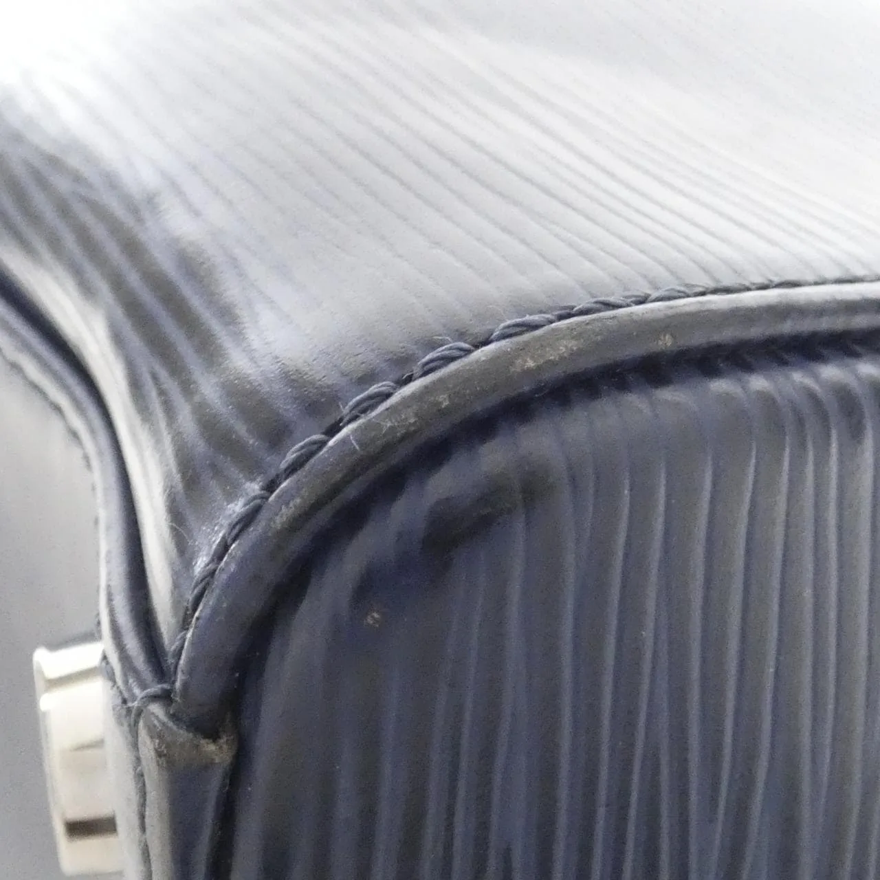 LOUIS VUITTON M40821 手提包 Epi 3