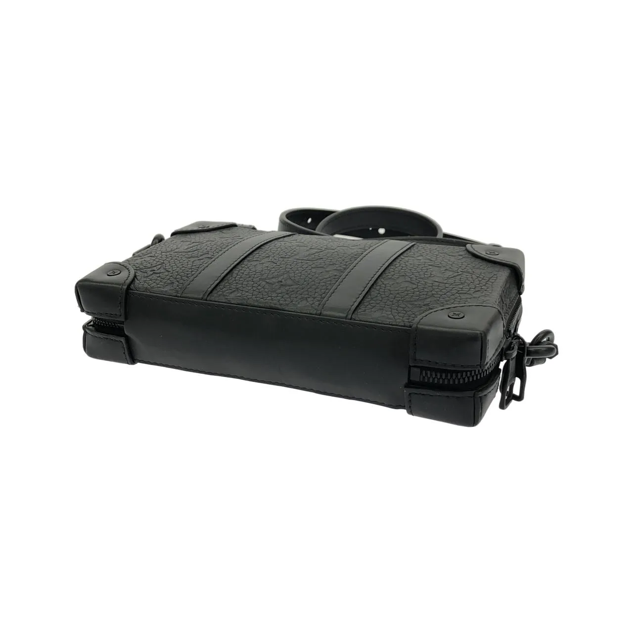 LOUIS VUITTON Soft Trunk M80224 Shoulder Monogram Black Monogram Rank A - Thumbnail 2