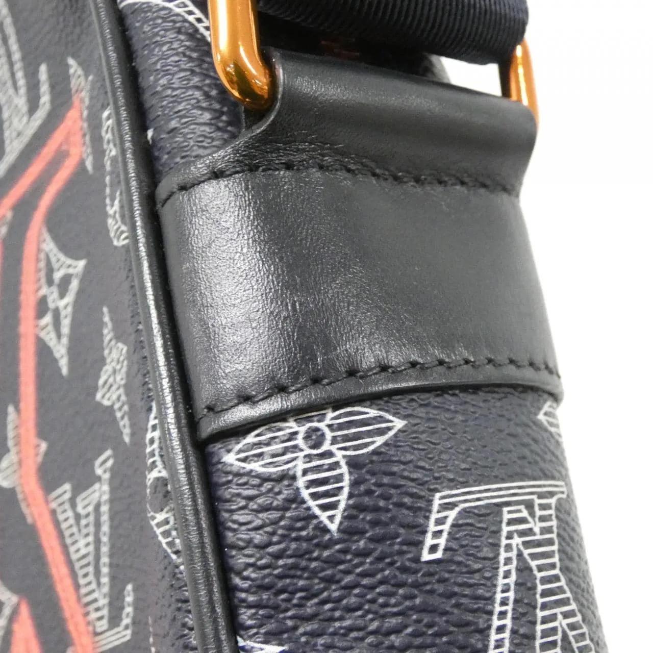 LOUIS VUITTON M43678 肩背包 Monogram 4