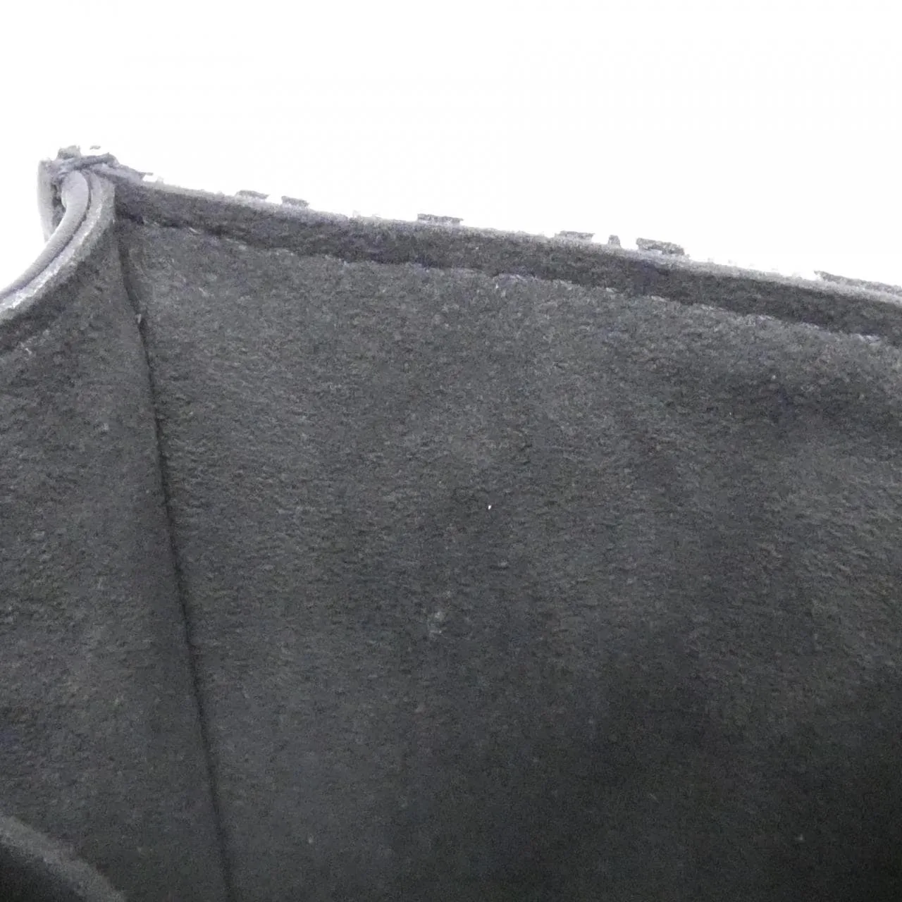 LOUIS VUITTON M80484 Handbag 5