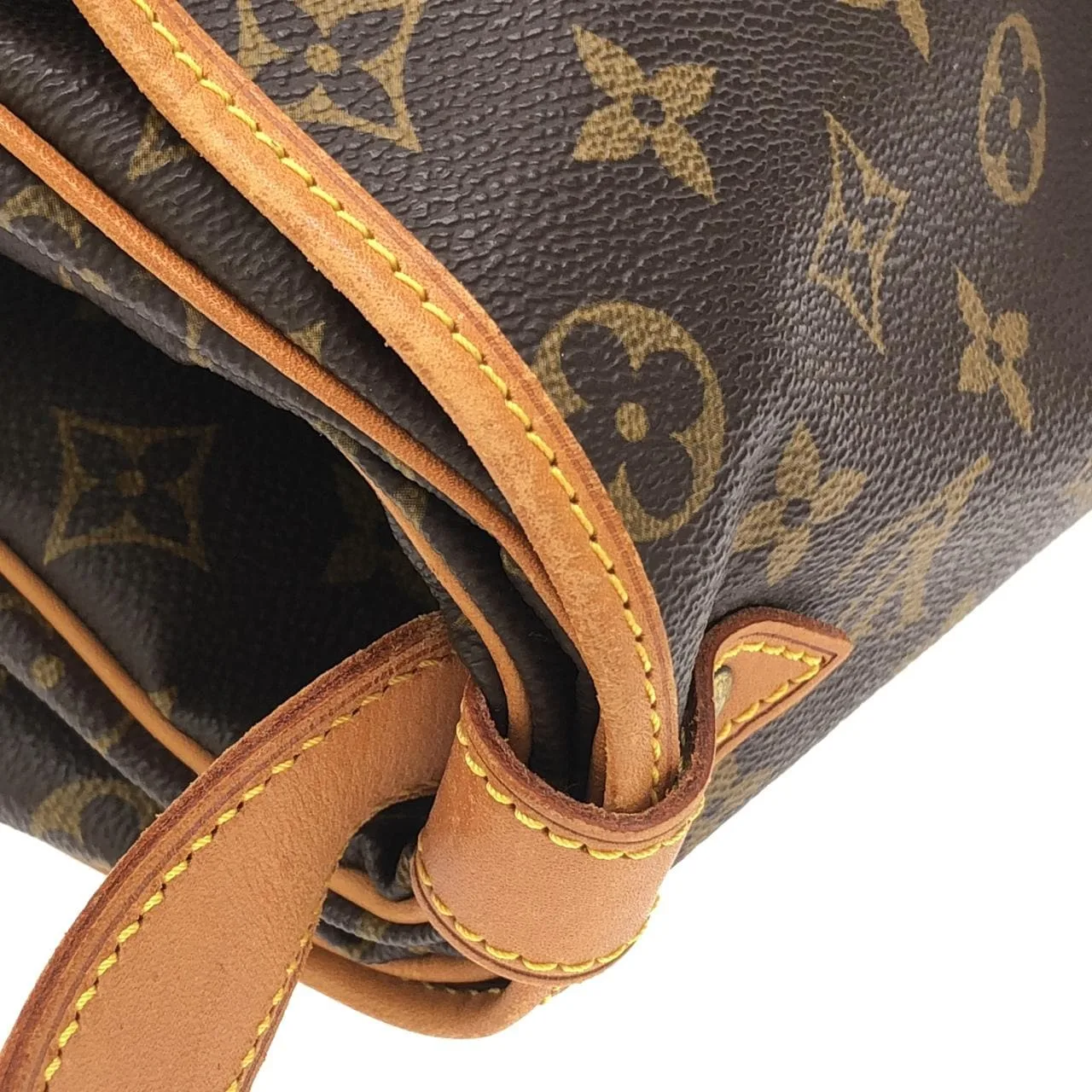 LOUIS VUITTON Saumur M42254 肩背包 Monogram 4