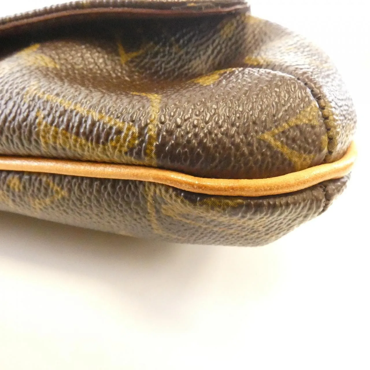 LOUIS VUITTON Musette M51258 Shoulder Monogram 3