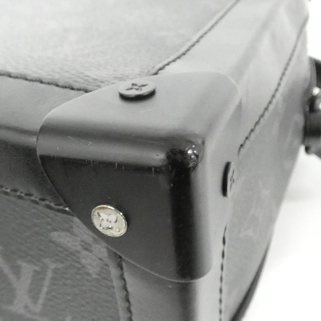 LOUIS VUITTON Soft Trunk M44730 Shoulder Monogram 2