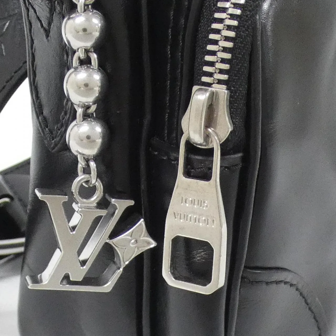 LOUIS VUITTON Nile M13987 肩背包 4