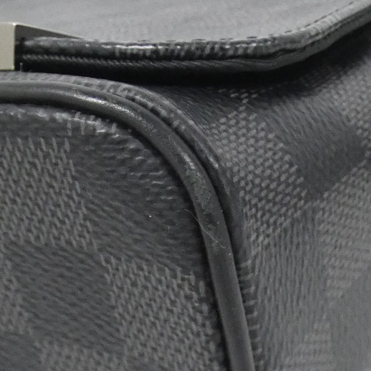 LOUIS VUITTON District N41028 肩背包 Damier 3