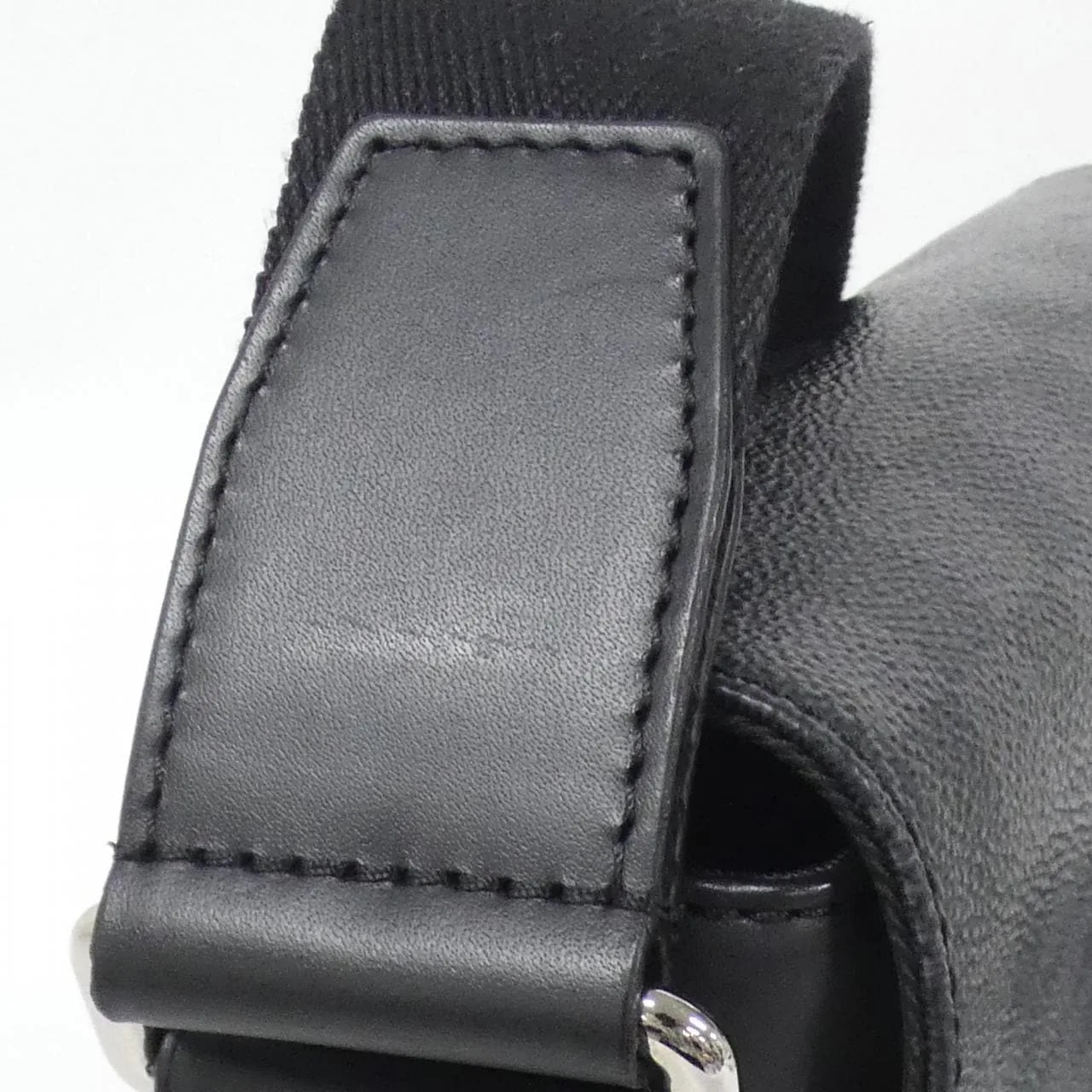 LOUIS VUITTON District N41028 肩背包 Damier 5