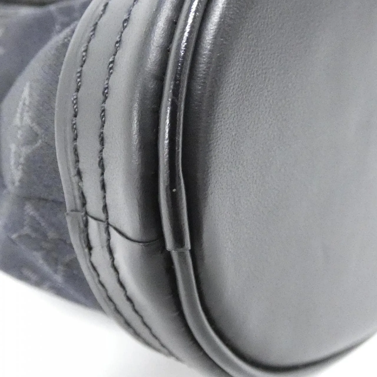 LOUIS VUITTON M92144 Handbag Monogram 2