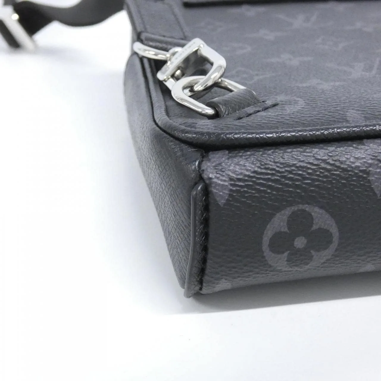 LOUIS VUITTON M30741 Shoulder Canvas 4
