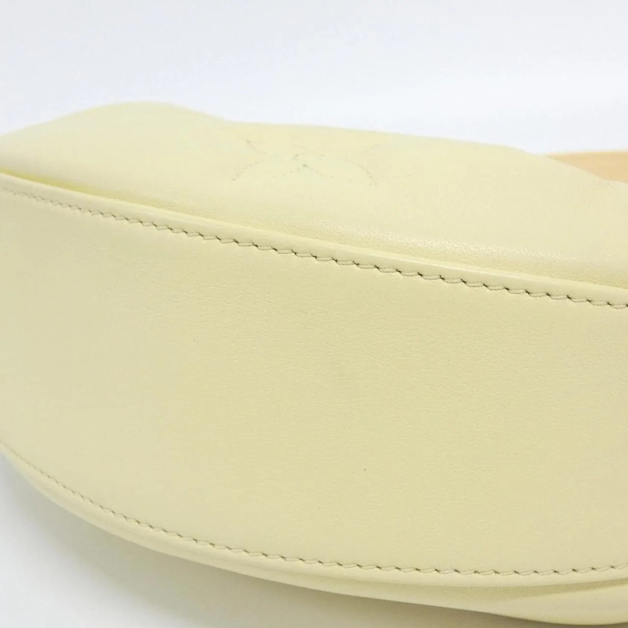 LOUIS VUITTON M59823 肩背包 羊皮 2