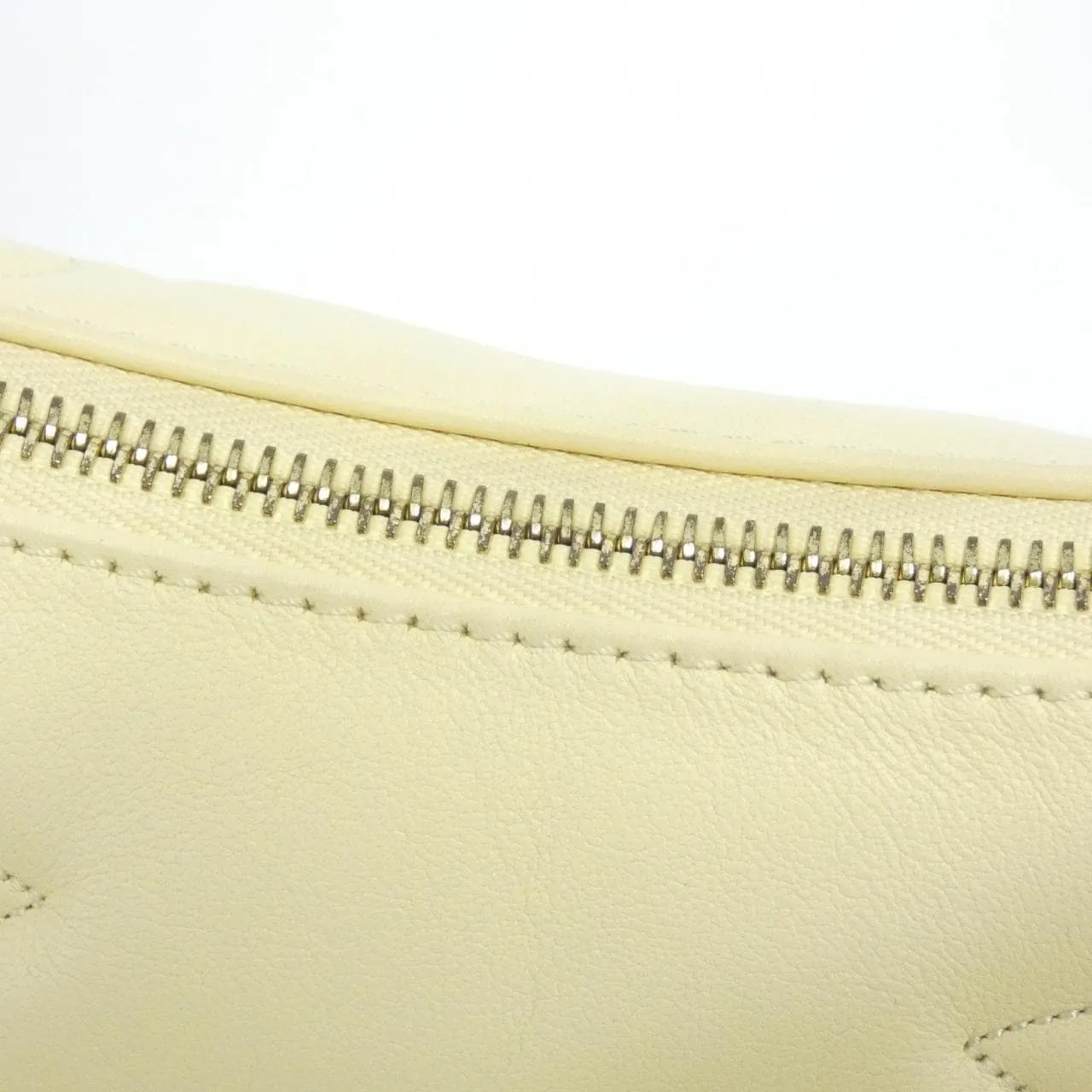 LOUIS VUITTON M59823 肩背包 羊皮 4