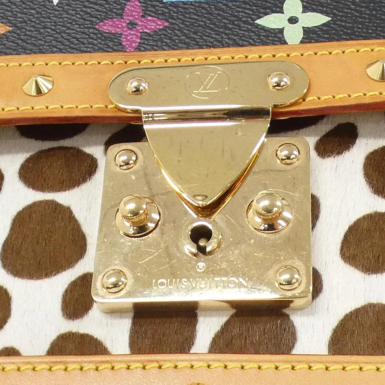 LOUIS VUITTON M92825 肩背包 Monogram 4