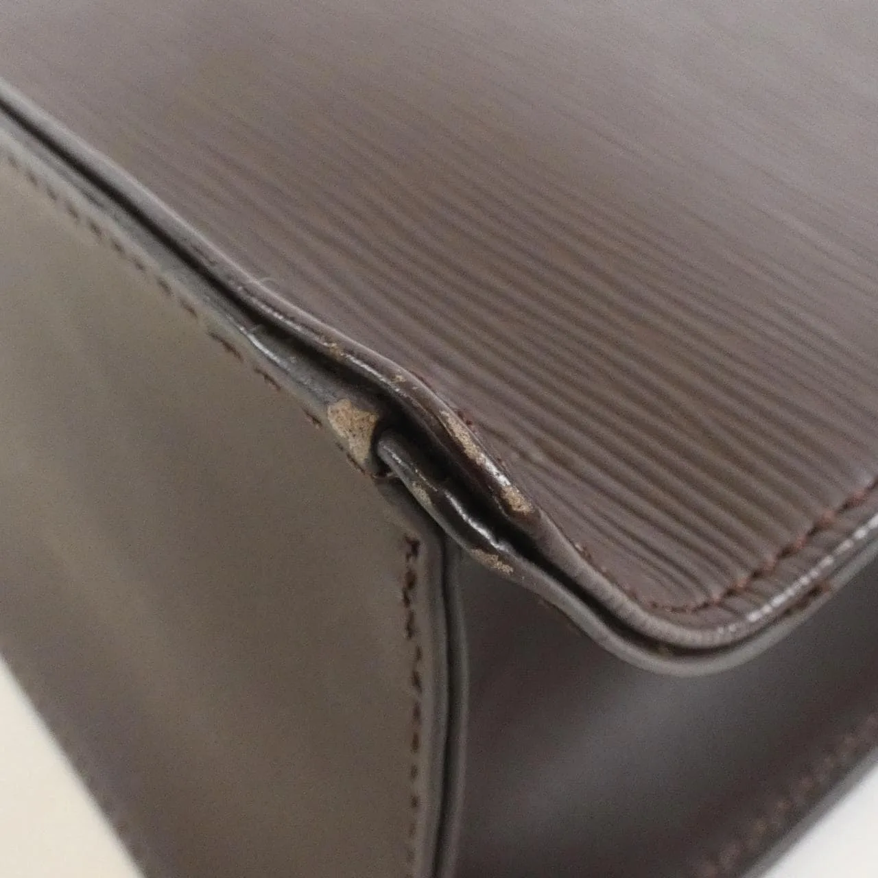 LOUIS VUITTON M5274D Handbag Epi 3