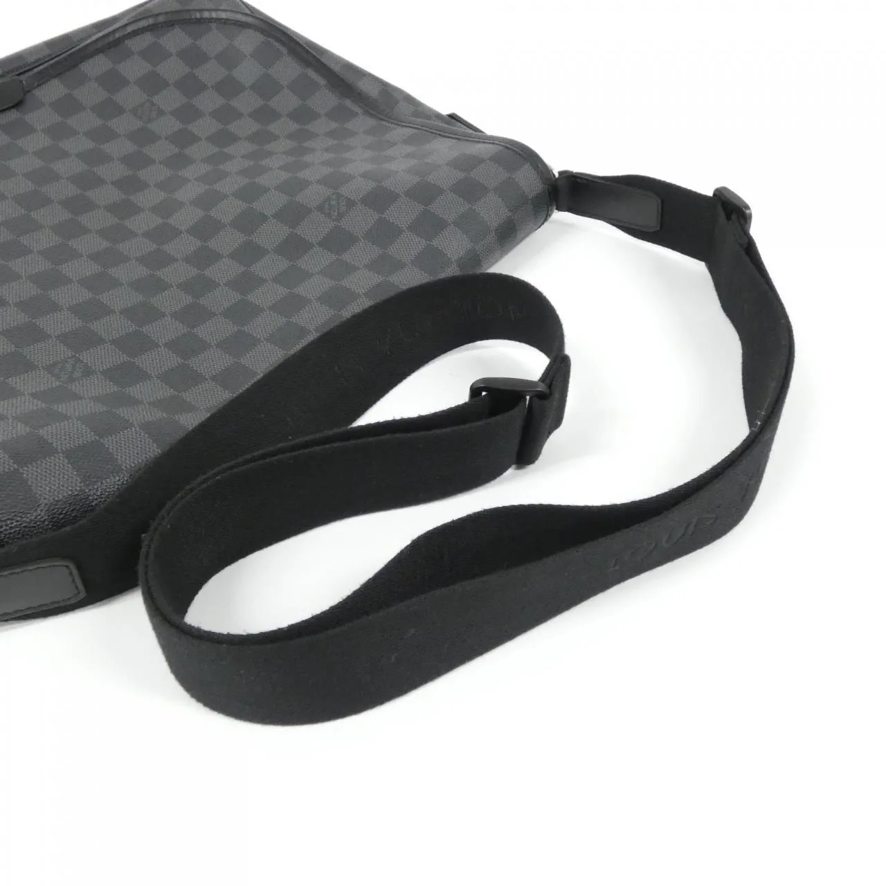 LOUIS VUITTON N51213 肩背包 Damier 5