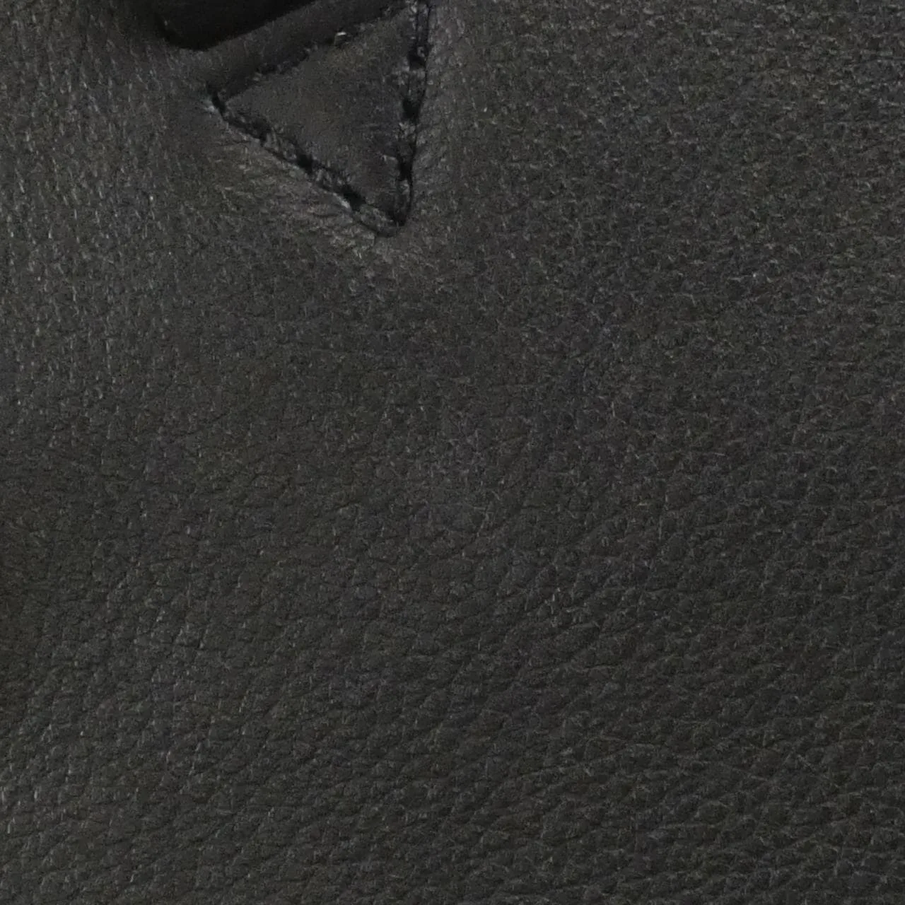 LOUIS VUITTON M22311 手提包 5