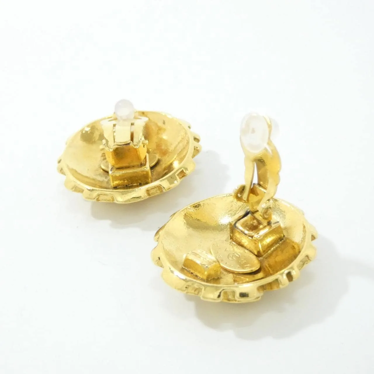 CHANEL Accessories 3