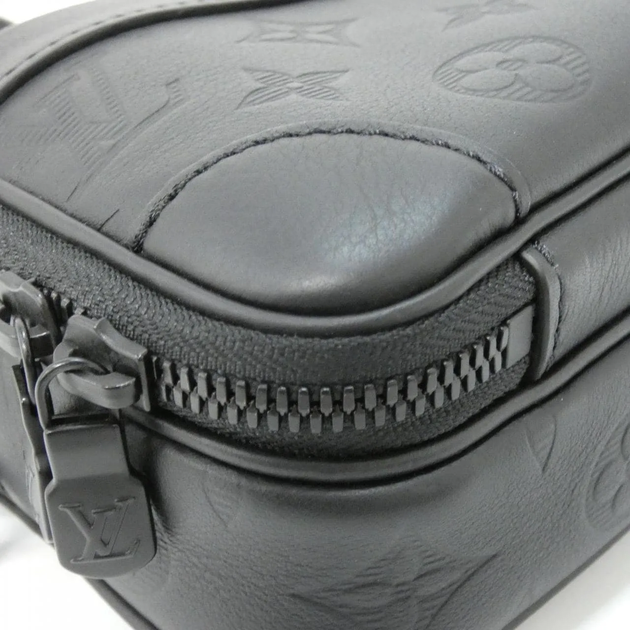 LOUIS VUITTON M82544 Shoulder Monogram 3