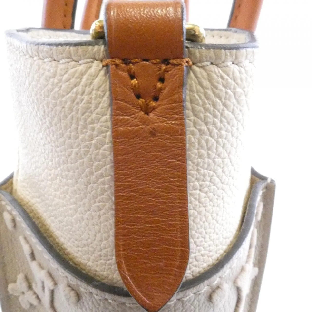 LOUIS VUITTON M53825 Handbag 5